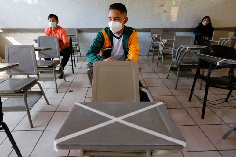 Algunos padres de familia no están dispuestos a que sus hijos regresen a clases presenciales. (ARCHIVO)