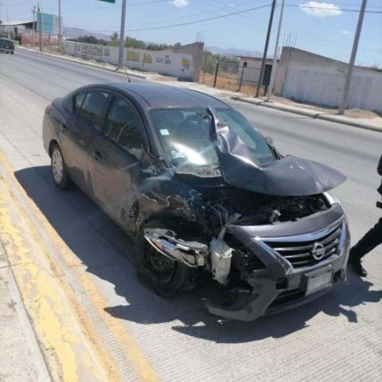 Los conductores de ambas unidades resultaron ilesos. (EL SIGLO DE TORREÓN)