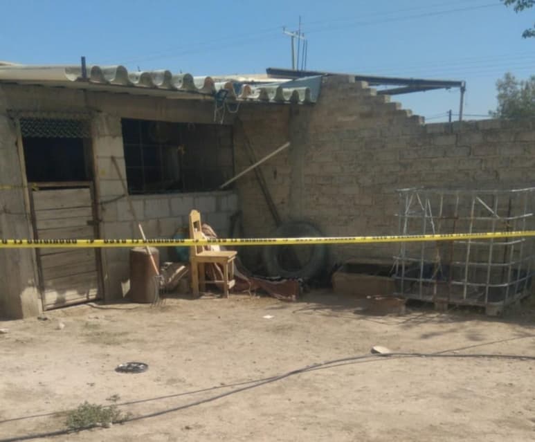 El agente del Ministerio Público ordenó el levantamiento del cadáver y su traslado al Semefo. (EL SIGLO DE TORREÓN)