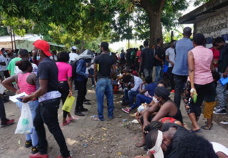  Ante el endurecimiento de la seguridad en la frontera terrestre, los polleros están optando por la vía marítima para cruzar migrantes mexicanos y centroamericanos a Estados Unidos, sin las medidas de navegación requeridas. (ARCHIVO)