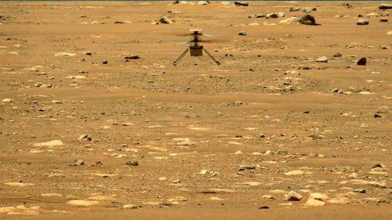 El helicóptero Ingenuity pasará a una nueva fase operacional que se extenderá otros 30 días en Marte una vez que concluya sus cinco vuelos de prueba en el planeta rojo, anunció la NASA. (ARCHIVO)