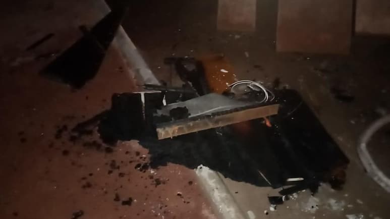 La noche de este sábado se provocó un incendio en las instalaciones de la Unidad Deportiva que se encuentra en la colonia Los Sauces, del municipio de San Pedro, por lo que las autoridades advierten que se interpondrán las denuncias correspondientes. (ARCHIVO)
