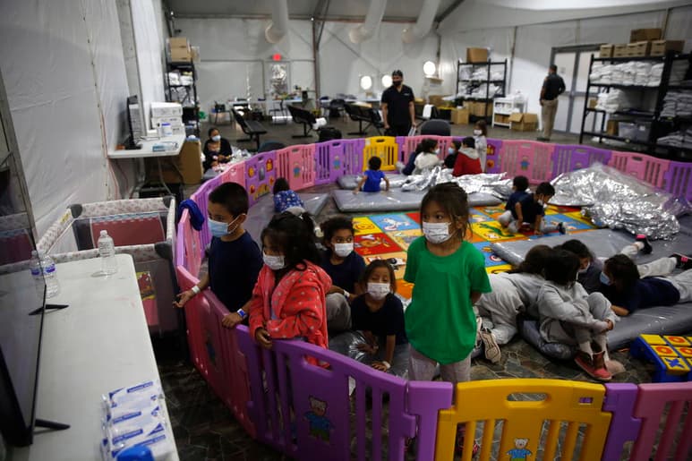 El Gobierno de Estados Unidos anunció este lunes que desde el 28 de marzo se ha reducido el 88 % el número de menores de edad bajo custodia de la federal Patrulla Fronteriza. (ARCHIVO) 
