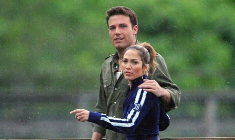 Jennifer Lopez y Ben Affleck, quienes mantuvieron una relación durante inicios de los 2000, han estado conviviendo en Los Ángeles en los últimos días luego de que se diera a conocer la separación de la cantante y A-Rod. (Especial)