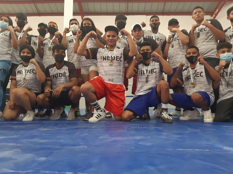 Los jóvenes boxeadores de San Pedro obtuvieron seis medallas en la olimpiada estatal. (EL SIGLO DE TORREÓN)