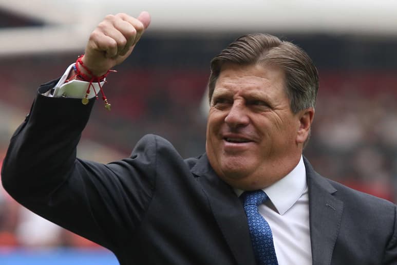 Ante la ya confirmada salida de Ricardo Ferretti de la dirección técnica de los Tigres después de una década, el nombre de Miguel Herrera toma fuerza para sustituir al 'Tuca'. (ARCHIVO)