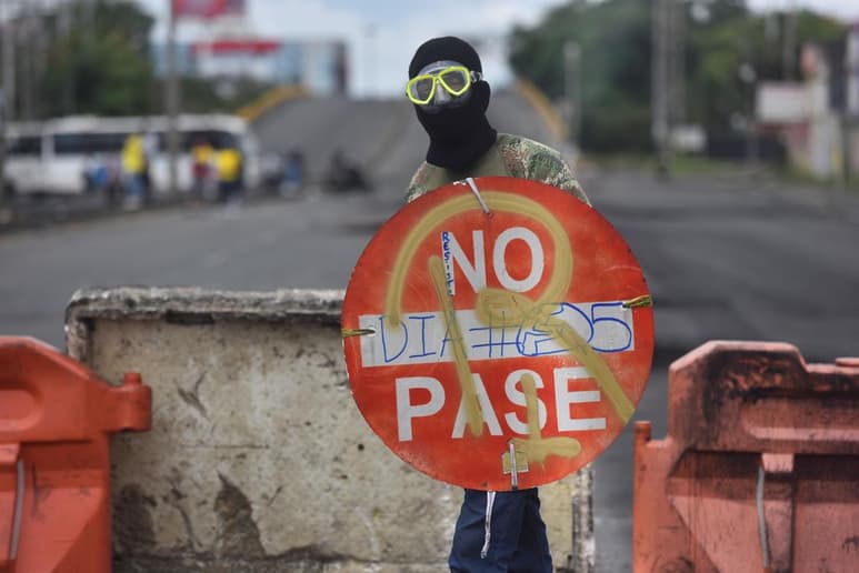 Las protestas, que se iniciaron el pasado 28 de abril contra el Gobierno del presidente colombiano Iván Duque por la ya retirada reforma fiscal, fueron la válvula de escape de la carga social que vive la ciudad de Cali, la principal del suroeste y la tercera más importante del país. (ARCHIVO)