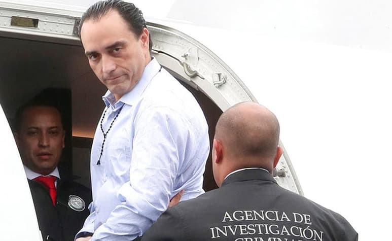 A Borge se le acusa de haberse confabulado con ocho personas más, entre particulares y funcionarios -incluidas seis empresas- entre abril de 2011 y septiembre de 2016, para enajenar, adquirir, encubrir, ocultar el origen, destino, propiedad o titularidad de al menos 22 bienes inmuebles de la reserva territorial del estado, administrados y custodiados por el entonces Instituto del Patrimonio Inmobiliario (IPAE).
(ARCHIVO)