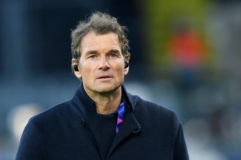 Jens Lehmann fue apartado de la junta supervisora del Hertha Berlin luego de que se dio a conocer un mensaje racista contra Dennis Aogo. (AP)