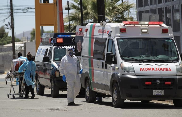 La pandemia de coronavirus ha causado alrededor de 6.9 millones de muertes a nivel mundial, más del doble de lo que revelan las cifras oficiales, advirtió hoy el Instituto de Métricas y Evaluación de la Salud (IHME, por sus siglas en inglés). (ARCHIVO)