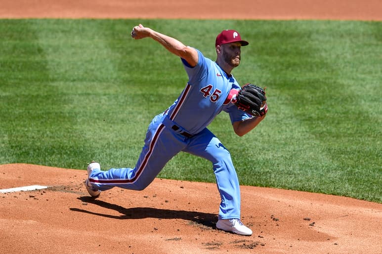 El derecho realizó 118 lanzamientos, 80 de ellos en zona de strike y le ganó el duelo de serpentina al estelar Brandon Woodruff. (AP)