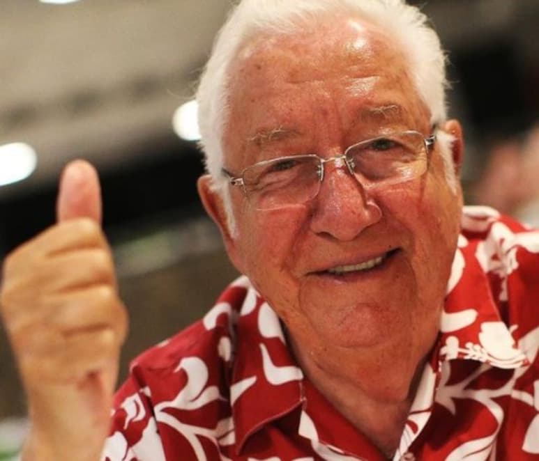 Este viernes la compañía Vans, anunció mediante sus redes sociales el lamentable fallecimiento de Paul Van Doren, uno de los fundadores de la marca mundial de moda. (Especial)