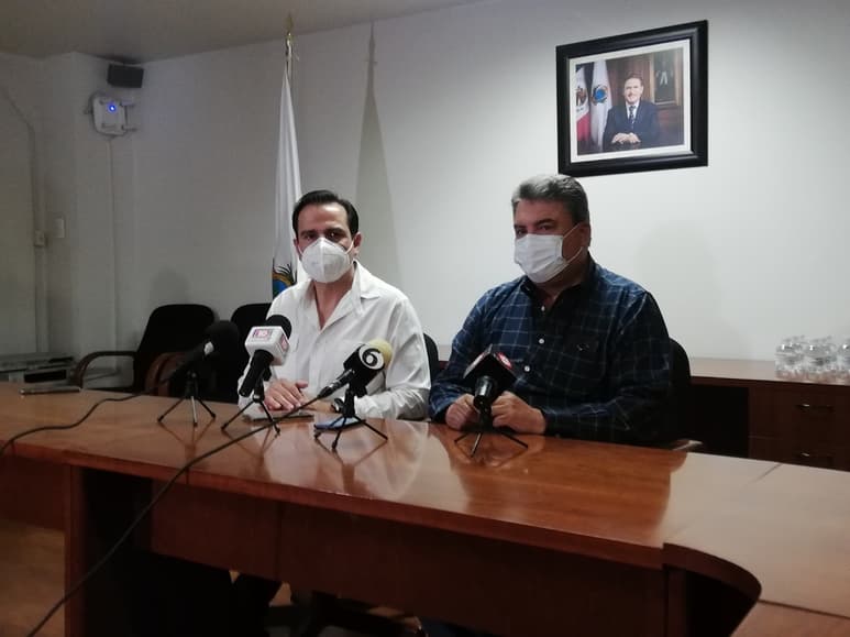 Presentan al nuevo delegado de Transporte en La Laguna, Ricardo Handam; dijo continúan en el proceso de entrega-recepción.