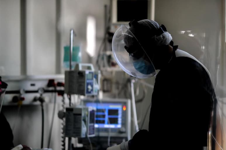 Según los últimos datos oficiales, la ocupación de unidades de terapia intensiva es del 68.2 % a nivel nacional.