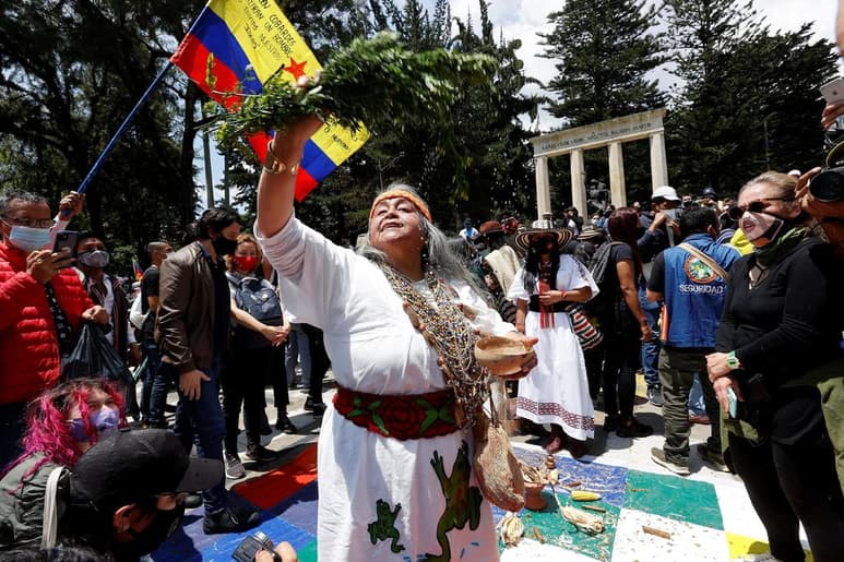 Las protestas volvieron a tomar múltiples calles de las ciudades de forma pacífica. (EFE) 
