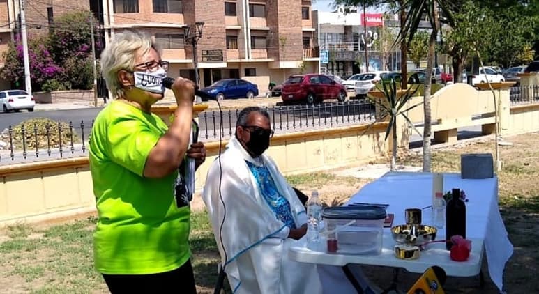 María de los Ángeles Mendieta dice que a nueve años de la desaparición de su hijo Iván no han visto resultados de su búsqueda. (ANGÉLICA SANDOVAL)