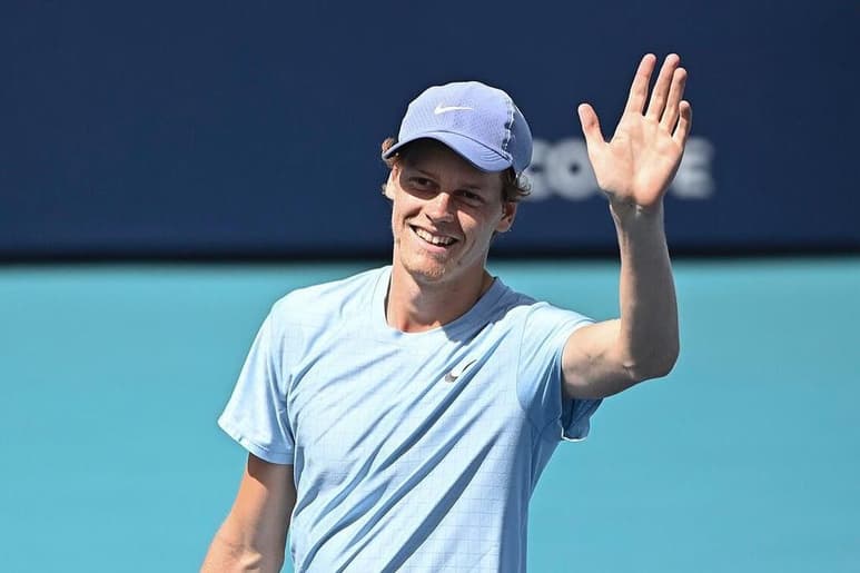 Sinner despachó 6-2, 6-4 al francés Ugo Humbert en la primera ronda del Abierto de Italia. (INSTAGRAM / @janniksin)