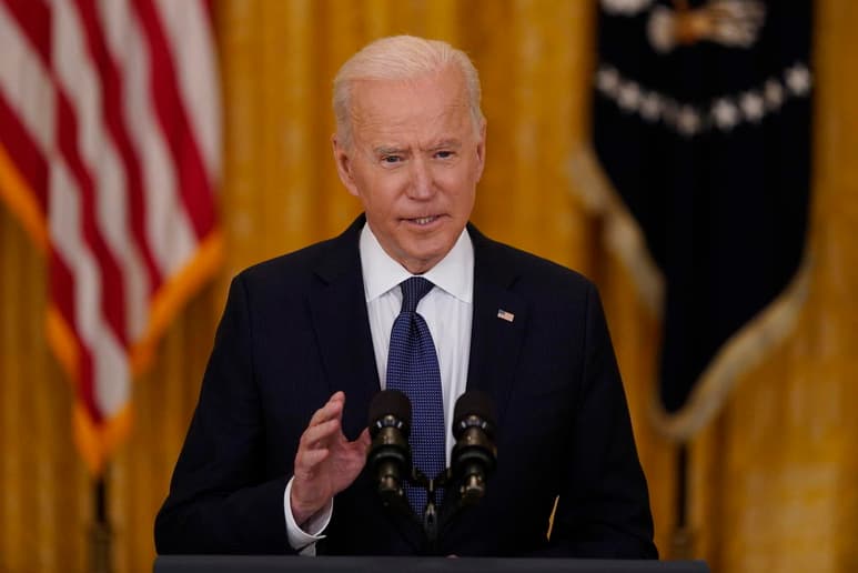 El presidente estadounidense, Joe Biden, mantiene su 'respaldo al derecho legítimo de Israel a defenderse', a la vez que 'condena' los ataques con cohetes de estos días lanzados por el movimiento islámico Hamás contra varias ciudades israelíes, indicó este martes la Casa Blanca. (EFE)