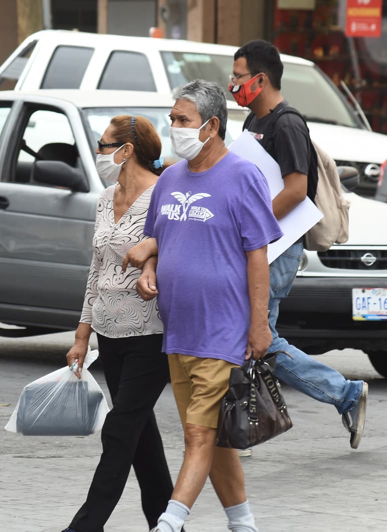 El día de las elecciones se prohibirá el uso del cubrebocas con fines propagandísticos en casillas.