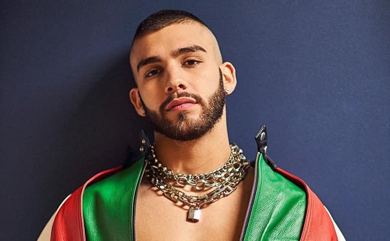 El cantante colombiano habla de la situación que atraviesa su nación y da los detalles de su disco Dopamina.