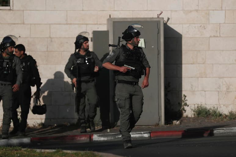 Un judío israelí, herido de gravedad hace dos días tras recibir una paliza por 'sospechosos árabes' en la ciudad mixta de Lod, en el centro de Israel, murió hoy a causa de las heridas, informó la Policía israelí. (ARCHIVO) 