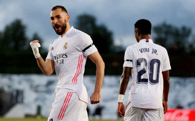 Karim Benzema, de gran temporada con Real Madrid, regresa a la selección de Francia tras casi seis años de ausencia. (EFE)