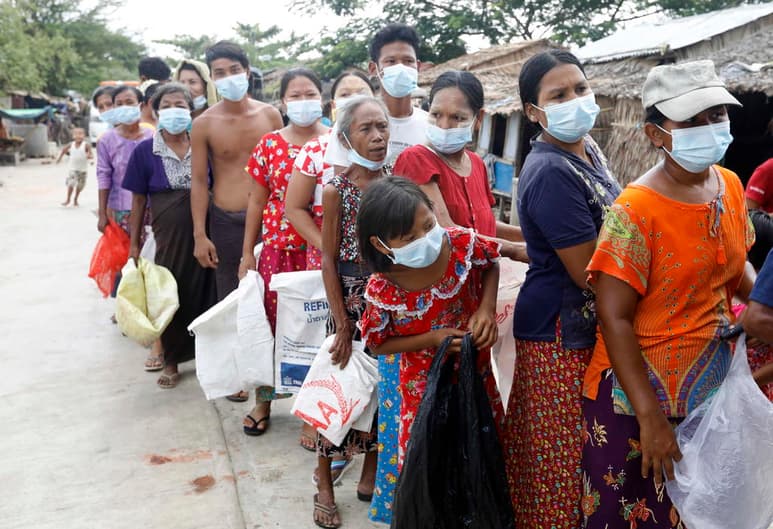 Más de 4,000 birmanos han huido a la vecina India desde que el pasado 1 de febrero estalló el golpe de Estado en Birmania (Myanmar), una situación que puede empeorar tras el aumento de la violencia en la región fronteriza. (ARCHIVO)