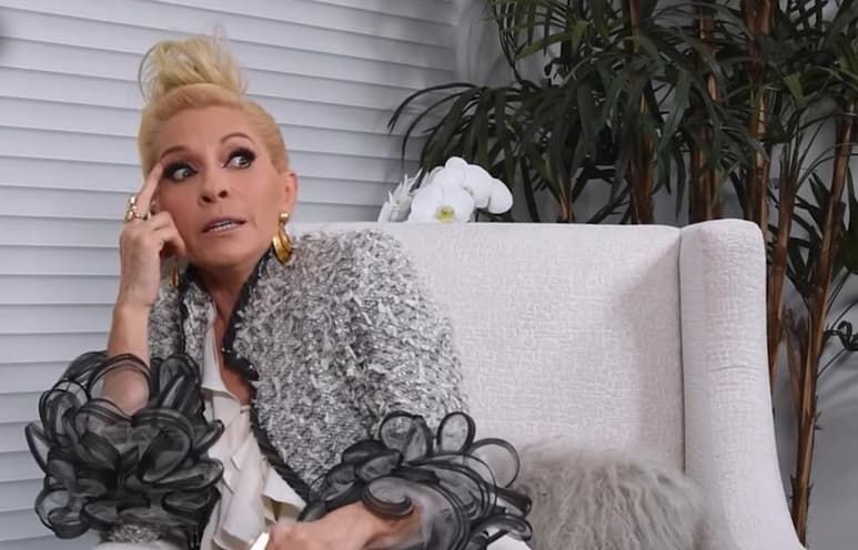 La cantante, Yuri, acudió a una entrevista con Mara Patricia Castañeda en la que reveló que tras haber tenido COVID-19 tuvo varias complicaciones. (ESPECIA)