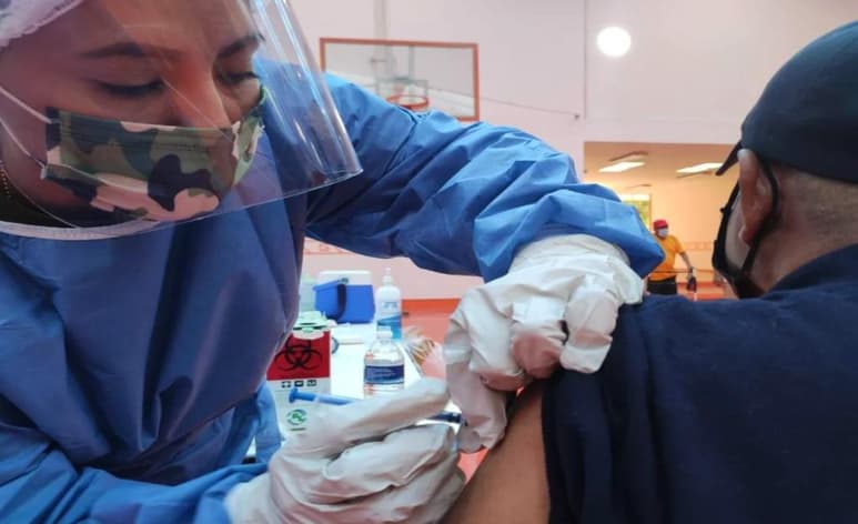 Al respecto el IMSS en Oaxaca aseguró que el hombre está en rehabilitación y bajo tratamiento médico y aseguró que la cita le fue agendada una semana después de ser dado de alta.
(ARCHIVO)