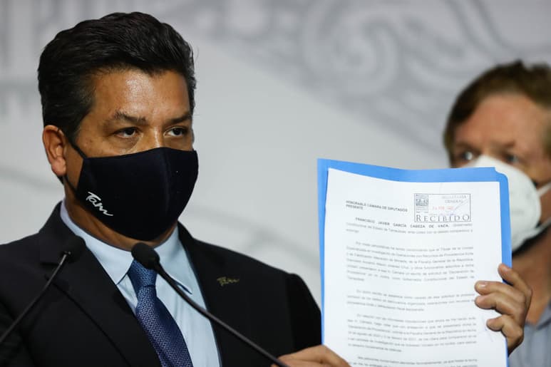 La FGR espera que en los próximos días se emita la ficha roja para que se alerte a las policías de más de 190 países para localizar y detener a García Cabeza de Vaca.
(ARCHIVO)