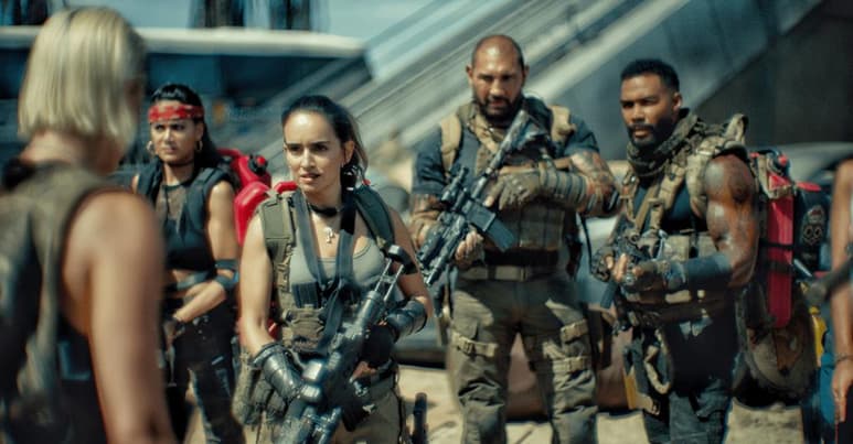 Zack Snyder recién estrenó su nueva película de zombies Army of the Dead, con la actriz mexicana Ana de la Reguera, en Netflix. (ESPECIAL)