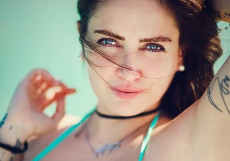 La modelo mexicana 'cautivó' una vez más a sus fans con poca ropa (@CELI_LORA)