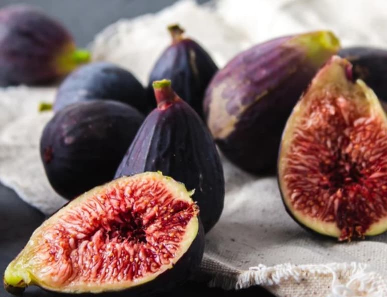 Para la salud digestiva, es fundamental seleccionar los alimentos y bebidas que la favorezcan. Según las indicaciones de la Organización Mundial de Gastroenterología (WGO por sus siglas en inglés), la salud digestiva requiere que se consuma en la dieta habitualmente fibra, agua y probióticos que favorezcan a la flora intestinal. (Especial)