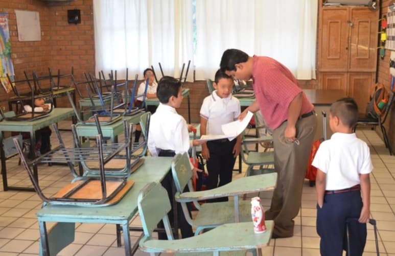 En sesión, el Subcomité Técnico Regional Covid-19 Sureste aprobó el regreso a clases presenciales de manera escalonada. De dos preescolares, 18 primarias y 14 secundarias. (ARCHIVO)
