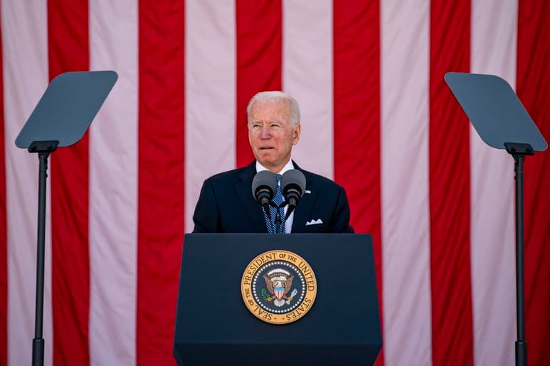 El presidente estadounidense, Joe Biden, remarcó este martes que EUA 'es, ha sido y será siempre una nación de inmigrantes' al destacar que 'han enriquecido y fortalecido' el país, a la vez que criticó su 'demasiado frecuente demonización'. (ARCHIVO)