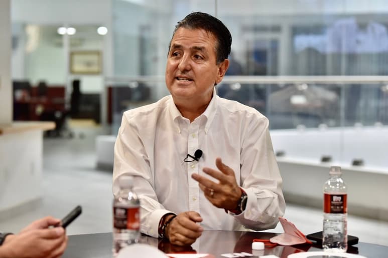 El candidato del PRI a diputado federal por el distrito 05, Antonio Gutiérrez Jardón, estuvo ayer en entrevista en el foro de Siglo TV. (EL SIGLO DE TORREÓN)