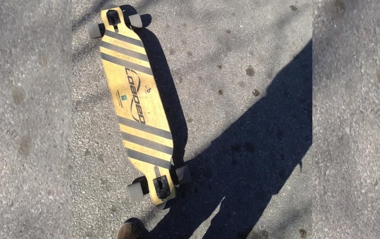 A través de redes sociales, Elías Agüero Díaz Durán reportó el robo de su patineta (FACEBOOK)