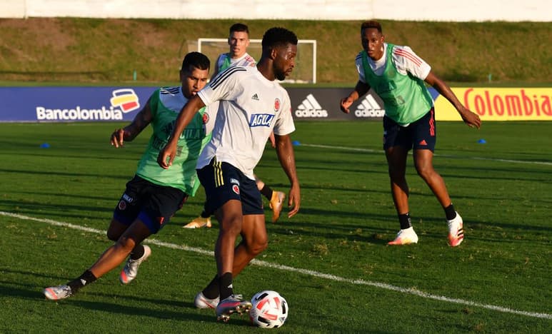El técnico Reinaldo Rueda abrirá su tercera etapa como seleccionador de Colombia frente a Perú, que llega a este encuentro muy urgido de ganar tras haber obtenido solo un punto en los primeros cuatro partidos de las eliminatorias para el Mundial de Catar 2022. (ESPECIAL)