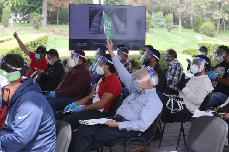 El Instituto para Devolver al Pueblo lo Robado (Indep) informó que obtuvo 33.4 millones de pesos (mdp) por la venta al público en general de 256 lotes de bienes muebles e inmuebles, durante sus últimas Subastas en Línea y a Sobre Cerrado. (ARCHIVO)
