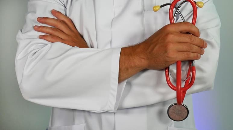 Deberá acudir con un doctor para que determine su estado de salud. (ESPECIAL)