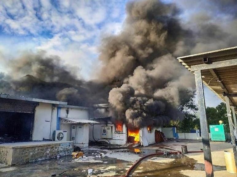 Al menos 17 personas murieron este lunes en un incendio en una fábrica de productos químicos en el estado de Maharashtra, en el oeste de la India, confirmaron fuentes oficiales. (ESPECIAL)