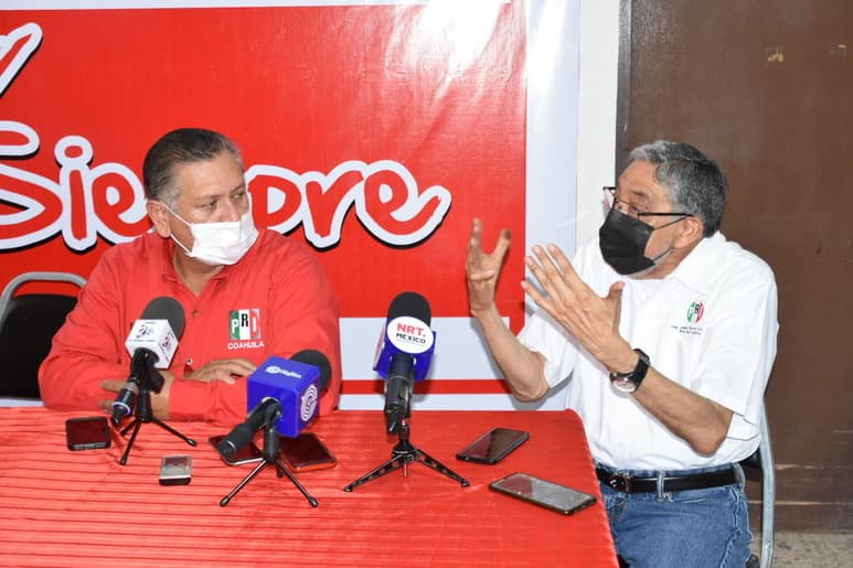 El Partido Revolucionario Institucional (PRI) solicitará al Instituto electoral de Coahuila que se comporten de nueva cuenta las actas de escrutinio de todas las casillas de Monclova; creen que muchos votos emitidos para la candidata a la alcaldía fueron anulados. (SERGIO A. RODRÍGUEZ)