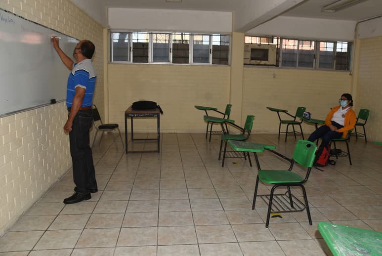 No todas las instituciones privadas regresaron a la actividad presencial, ya que se espera la autorización formal. (EL SIGLO DE TORREÓN)