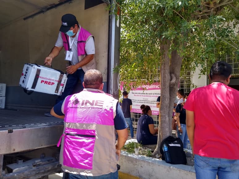 A partir de las 8 de la mañana de hoy se abrirán 254 paquetes electorales que registraron inconsistencias para el recuento de los votos. (EL SIGLO DE TORREÓN)