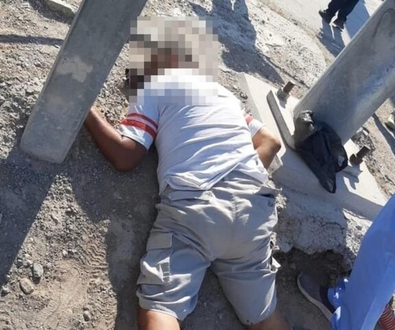 El área quedó acordonada en espera del arribo de la gente del Ministerio Público de la Vicefiscalía. (EL SIGLO DE TORREÓN)