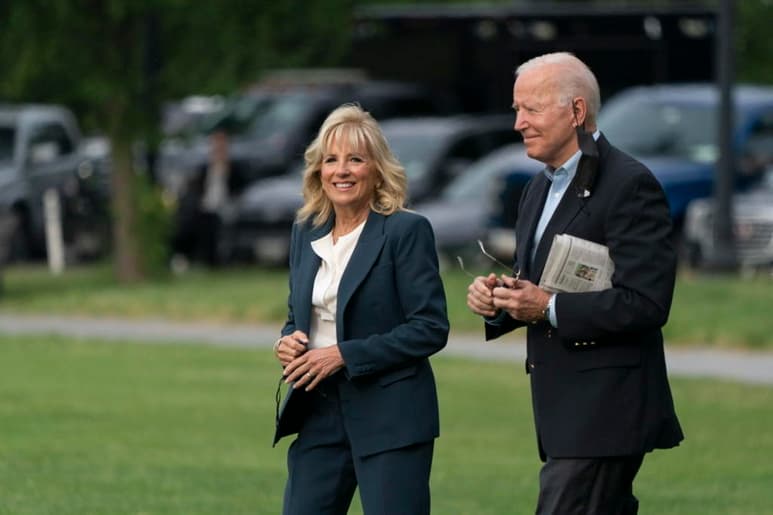 El viaje a Europa del presidente de Estados Unidos, Joe Biden (d), ha generado poco interés entre los estadounidenses a pesar de que es el primer desplazamiento al exterior del mandatario desde su llegada a la Casa Blanca y que su objetivo es acercar posiciones con el Viejo Continente. (ARCHIVO)