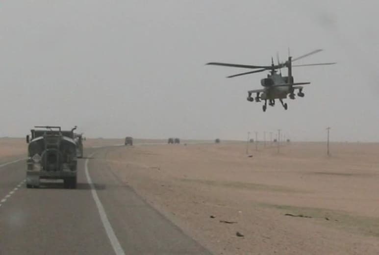 La base de Al Balad, a 60 kilómetros al norte de Bagdad, alberga una empresa estadounidense de mantenimiento de cazas F-16. (ARCHIVO)