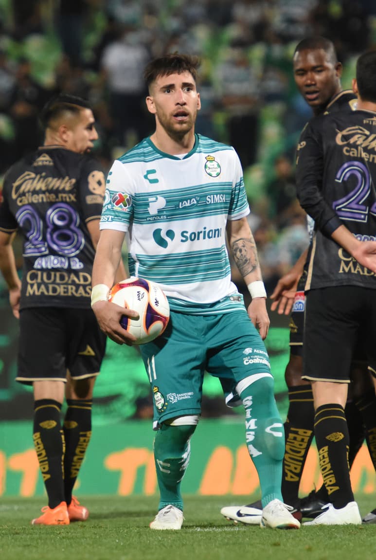 Fernando Gorriarán dijo en un programa de radio uruguayo que ve muy probable que no siga con Santos Laguna.