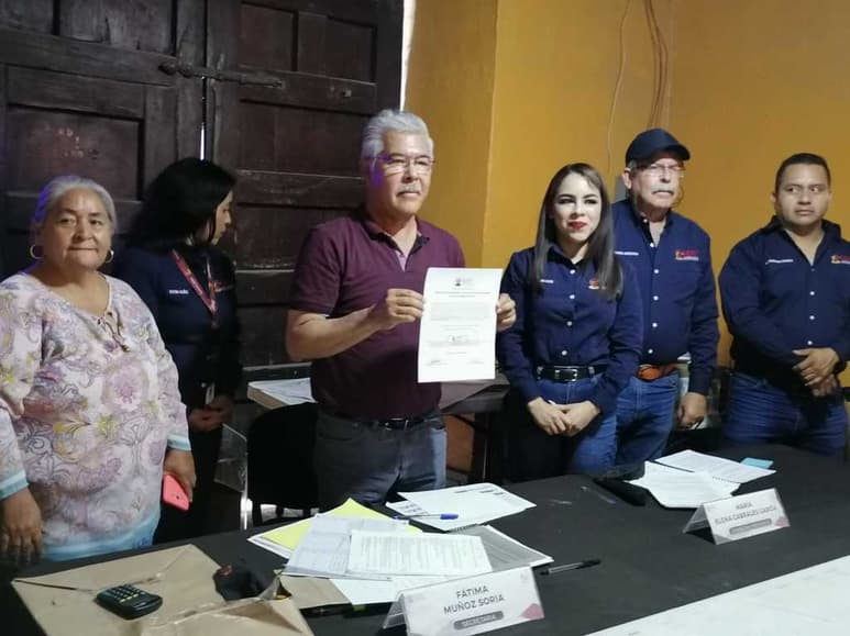 Mario Delgado Mendoza será diputado local por otros tres años tras el triunfo en las urnas.