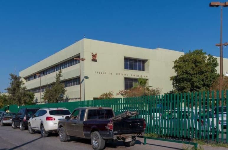 Las personas derechohabientes del Seguro Social indicaron que acudieron recientemente a la farmacia de dicha clínica y que les dijeron que no había insulina de acción intermedia. (ARCHIVO)